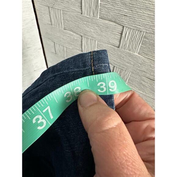 Torrid women’s perfect boyfriend cut straight leg medium wash low rise plus size - Picture 7 of 12